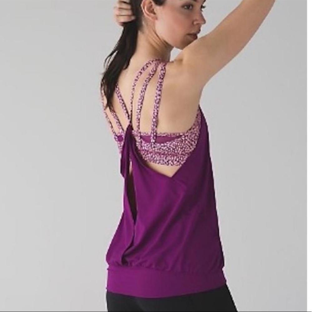 Lululemon size 2 tank top/sports bra